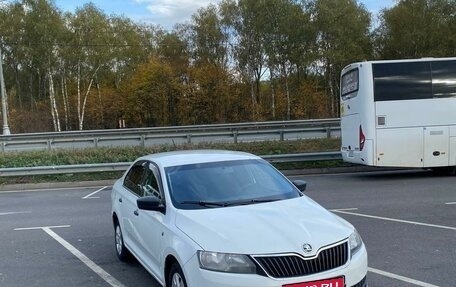 Skoda Rapid I, 2016 год, 590 000 рублей, 3 фотография