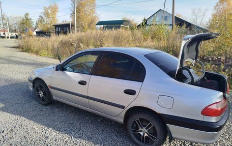 Toyota Avensis III рестайлинг, 2001 год, 350 000 рублей, 10 фотография