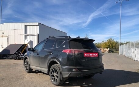 Toyota RAV4, 2019 год, 3 000 000 рублей, 4 фотография