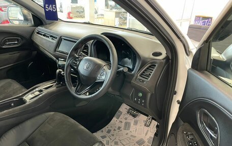 Honda Vezel, 2016 год, 1 829 000 рублей, 10 фотография