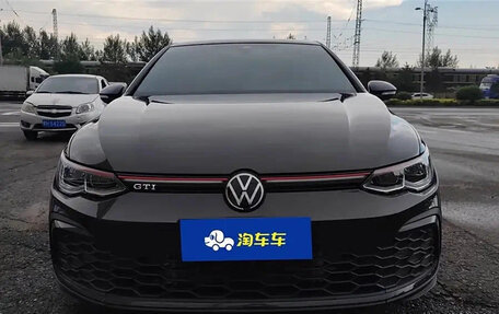 Volkswagen Golf GTI, 2021 год, 2 299 999 рублей, 2 фотография