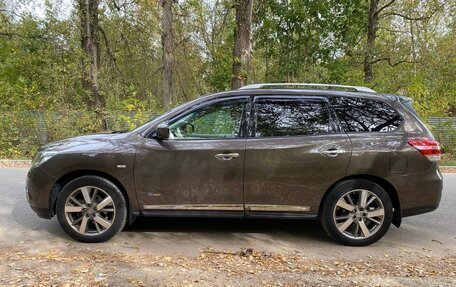 Nissan Pathfinder, 2014 год, 1 990 000 рублей, 8 фотография