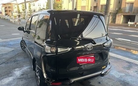 Toyota Sienta II, 2019 год, 1 450 000 рублей, 2 фотография