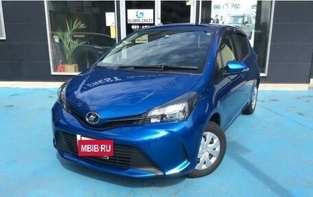 Toyota Vitz, 2014 год, 690 000 рублей, 2 фотография