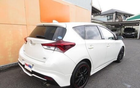 Toyota Auris II, 2017 год, 1 300 000 рублей, 7 фотография