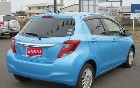 Toyota Vitz, 2014 год, 650 000 рублей, 4 фотография