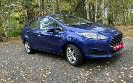 Ford Fiesta, 2015 год, 940 000 рублей, 1 фотография