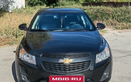 Chevrolet Cruze II, 2013 год, 950 000 рублей, 3 фотография