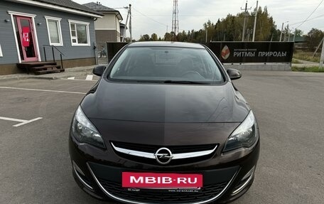 Opel Astra J, 2015 год, 1 520 000 рублей, 2 фотография