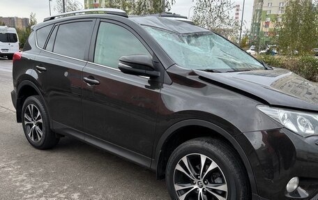 Toyota RAV4, 2015 год, 1 650 000 рублей, 6 фотография