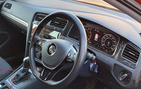 Volkswagen Golf VII, 2018 год, 2 650 000 рублей, 7 фотография