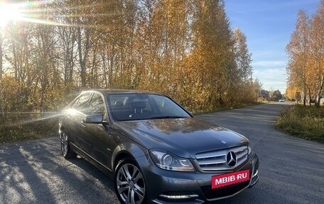 Mercedes-Benz C-Класс, 2011 год, 1 890 000 рублей, 6 фотография