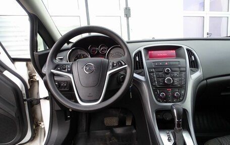 Opel Astra J, 2014 год, 1 150 000 рублей, 8 фотография