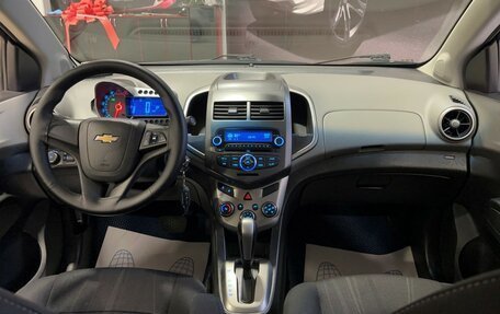 Chevrolet Aveo III, 2013 год, 857 000 рублей, 21 фотография