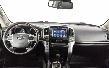 Toyota Land Cruiser 200, 2015 год, 4 962 000 рублей, 14 фотография