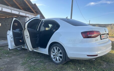 Volkswagen Jetta VI, 2016 год, 1 350 000 рублей, 10 фотография