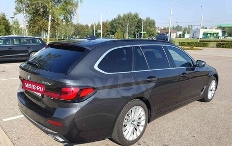 BMW 5 серия, 2021 год, 3 600 000 рублей, 4 фотография