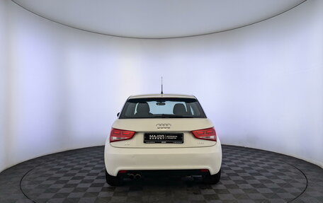 Audi A1, 2011 год, 1 050 000 рублей, 6 фотография