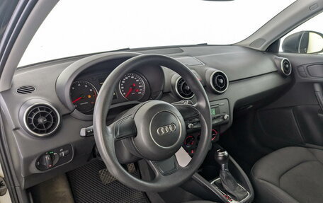 Audi A1, 2011 год, 1 050 000 рублей, 16 фотография