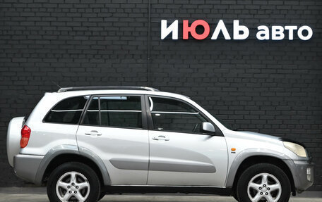 Toyota RAV4, 2002 год, 880 000 рублей, 9 фотография