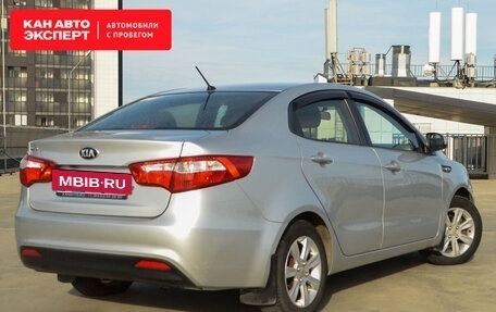 KIA Rio III рестайлинг, 2013 год, 810 000 рублей, 2 фотография