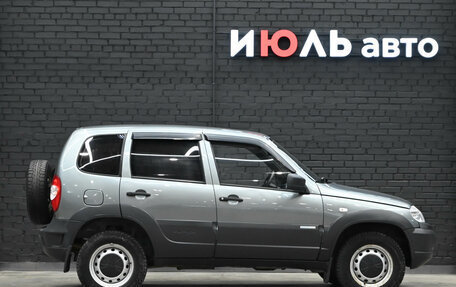 Chevrolet Niva I рестайлинг, 2014 год, 820 000 рублей, 10 фотография