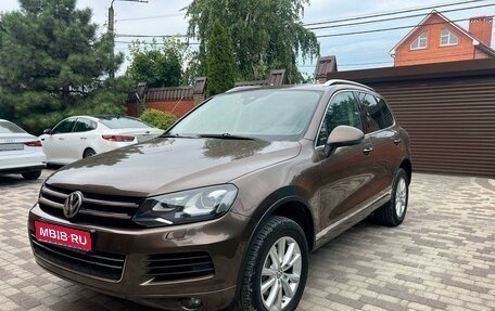 Volkswagen Touareg III, 2014 год, 2 800 000 рублей, 1 фотография