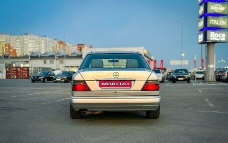 Mercedes-Benz E-Класс, 1994 год, 699 000 рублей, 9 фотография