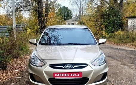 Hyundai Solaris II рестайлинг, 2011 год, 780 000 рублей, 6 фотография