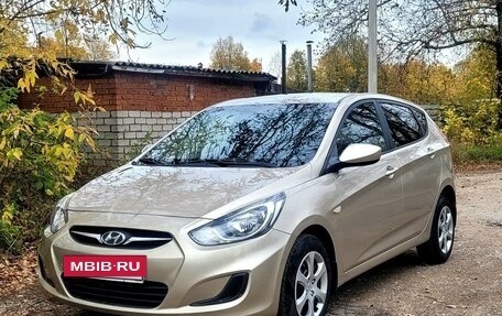 Hyundai Solaris II рестайлинг, 2011 год, 780 000 рублей, 7 фотография