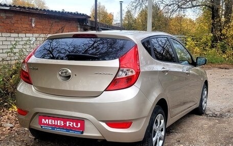 Hyundai Solaris II рестайлинг, 2011 год, 780 000 рублей, 14 фотография