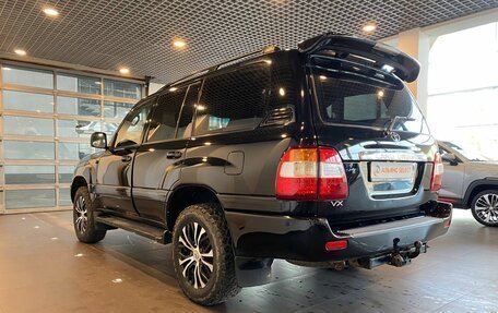 Toyota Land Cruiser 100 рестайлинг 2, 2006 год, 1 650 000 рублей, 5 фотография