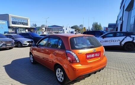 KIA Rio II, 2010 год, 725 000 рублей, 3 фотография