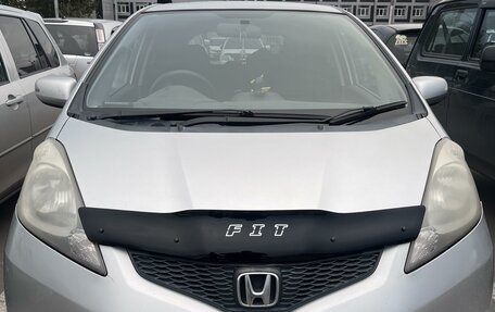 Honda Fit III, 2010 год, 800 000 рублей, 1 фотография