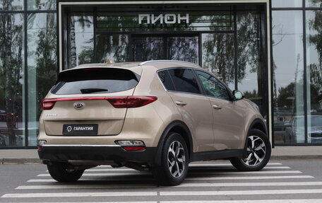 KIA Sportage IV рестайлинг, 2018 год, 2 100 000 рублей, 3 фотография