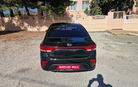 KIA Rio IV, 2017 год, 1 400 000 рублей, 4 фотография