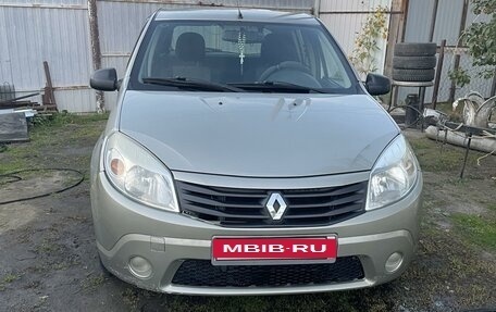 Renault Sandero I, 2011 год, 670 000 рублей, 1 фотография