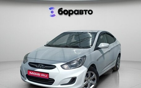 Hyundai Solaris II рестайлинг, 2011 год, 800 000 рублей, 1 фотография