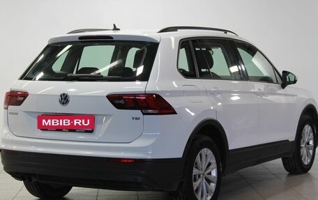 Volkswagen Tiguan II, 2018 год, 2 229 000 рублей, 5 фотография