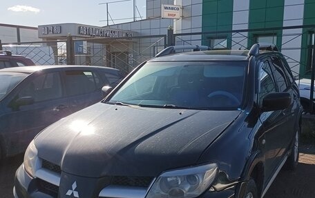 Mitsubishi Outlander III рестайлинг 3, 2006 год, 650 000 рублей, 2 фотография