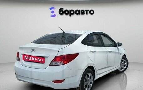 Hyundai Solaris II рестайлинг, 2011 год, 800 000 рублей, 5 фотография