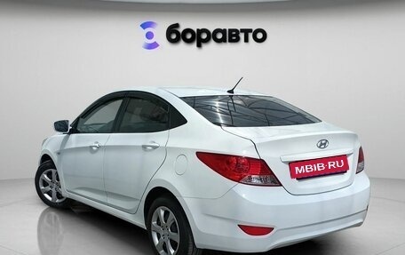 Hyundai Solaris II рестайлинг, 2011 год, 800 000 рублей, 6 фотография