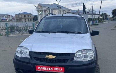 Chevrolet Niva I рестайлинг, 2010 год, 570 000 рублей, 1 фотография