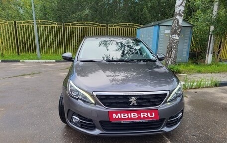 Peugeot 308 II, 2018 год, 1 400 000 рублей, 3 фотография