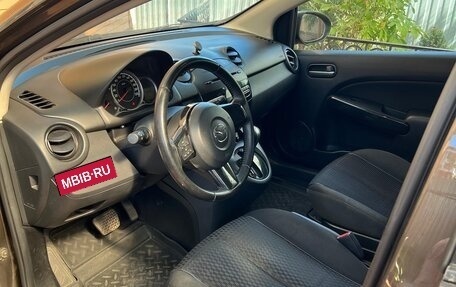 Mazda 2 III, 2014 год, 930 000 рублей, 12 фотография