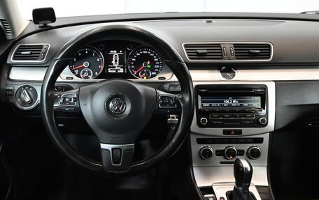 Volkswagen Passat B7, 2014 год, 1 420 000 рублей, 15 фотография