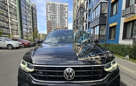 Volkswagen Tiguan II, 2021 год, 3 520 000 рублей, 1 фотография