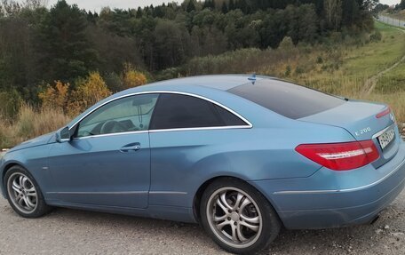 Mercedes-Benz E-Класс, 2010 год, 1 315 000 рублей, 6 фотография