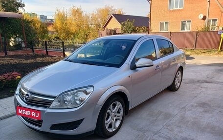 Opel Astra H, 2011 год, 930 000 рублей, 3 фотография