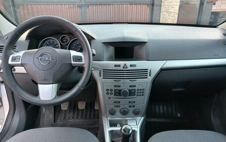 Opel Astra H, 2011 год, 930 000 рублей, 9 фотография